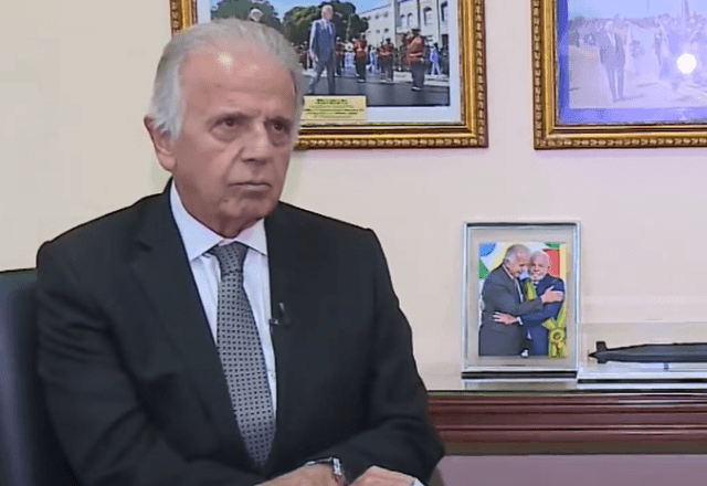 Imagem da noticia "Não há limite para ajudar o Rio Grande do Sul", diz Múcio sobre ações da Defesa no estado