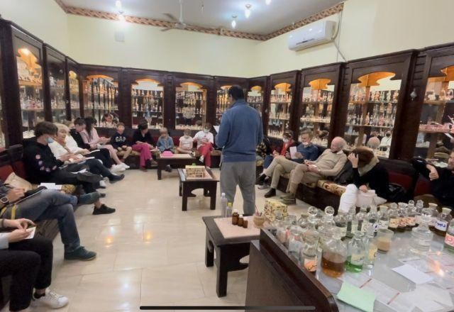 Imagem da noticia Descubra a fascinante perfumaria egípcia e seus segredos milenares