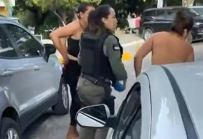 PM que agrediu mulher presa em Pernambuco diz que “falhou”