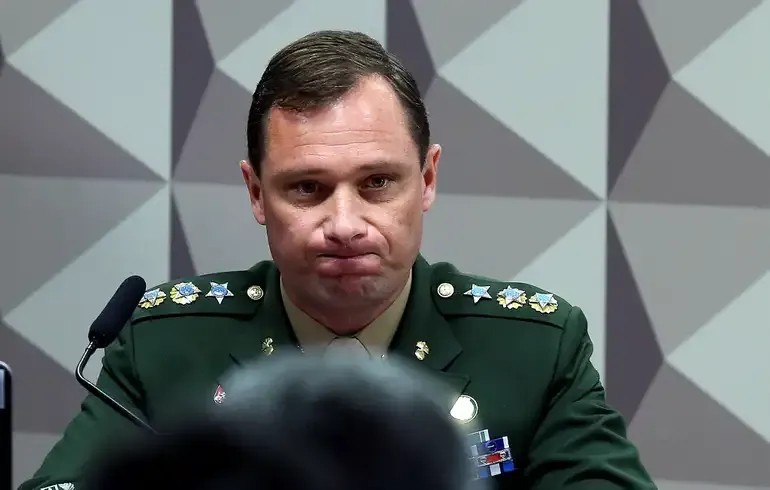 Imagem da noticia PF vai apurar se Mauro Cid vazou vídeo editado sobre reunião golpista liderada por Bolsonaro