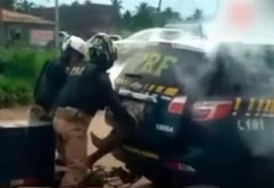 PRF afasta policiais envolvidos na morte de homem dentro de viatura PRF afasta policiais envolvidos na morte de homem dentro de viatura