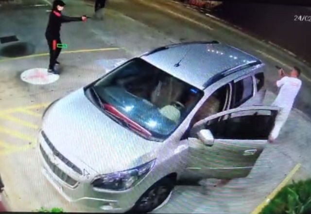 Imagem da noticia Policial e filha morrem em tentativa de assalto em SP; veja vídeo