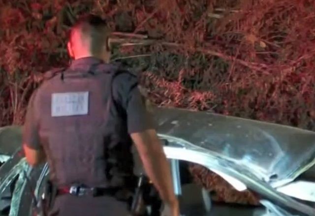 Imagem da noticia Policial morre atropelado por homem que fugia com 1kg de cocaína