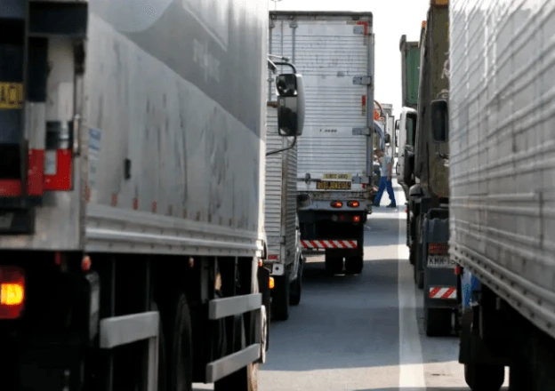 Imagem da noticia Bancada do agro pressiona por revisão da tabela de frete em meio à ameaça de greve de caminhoneiros