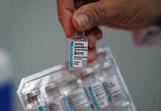 Imagem da noticia Governo deixou vencer quase 39 milhões de vacinas contra covid, diz Saúde