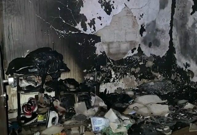 Imagem da noticia Rapaz ateia fogo na casa da mãe por duas vezes, no mesmo dia, e é preso