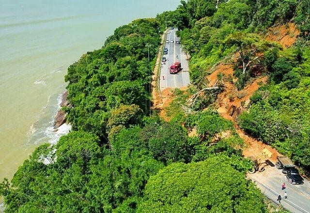 Imagem da noticia SP: Rodovias do Litoral Norte registram pontos de interdição após temporal