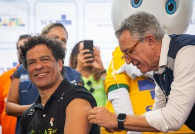 Governo lança campanha de vacinação contra sarampo para torcedores que vão para a Copa do Mundo Governo lança campanha de vacinação contra sarampo para torcedores que vão para a Copa do Mundo