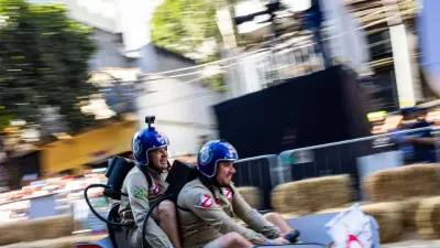 'Red Bull Ladeira Abaixo 2026: Edição Geek' divulga 40 carrinhos selecionados para evento em SP 'Red Bull Ladeira Abaixo 2026: Edição Geek' divulga 40 carrinhos selecionados para evento em SP