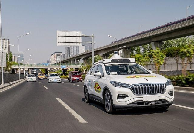 Imagem da noticia Baidu ganha licença para operar robotaxi na China