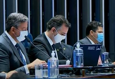 Lira: "Estado vai pagar um novo auxílio sem comprometer a moeda nacional" Lira: "Estado vai pagar um novo auxílio sem comprometer a moeda nacional"