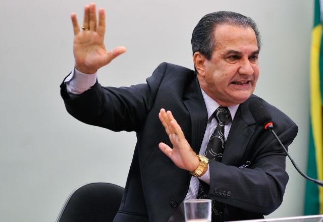 Imagem da noticia Após briga com Damares Alves, CPMI do INSS vai avaliar pedido de convocação de Silas Malafaia