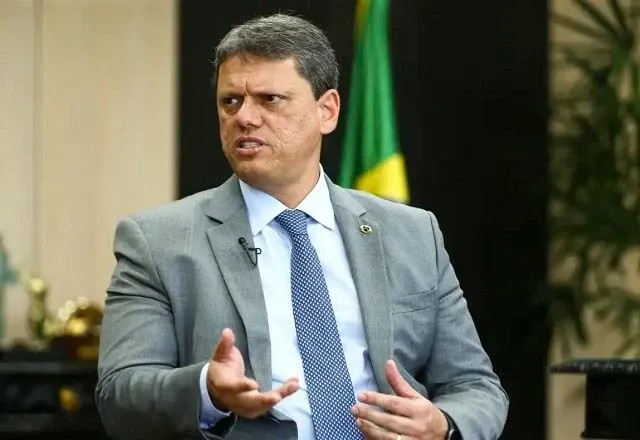 Imagem da noticia Reprovação do governo Tarcísio dobra em dois anos e aprovação se mantém estável, diz Datafolha