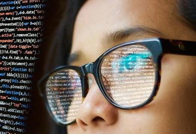 Pesquisa revela que 60% dos brasileiros têm medo de perder emprego para a inteligência artifical Pesquisa revela que 60% dos brasileiros têm medo de perder emprego para a inteligência artifical