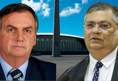Poder Expresso: Bolsonaro fica em silêncio, Exército prepara cela para oficiais e mais