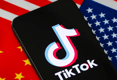 Donald Trump diz ter "ajudado a salvar" o TikTok após acordo nos Estados Unidos Donald Trump diz ter "ajudado a salvar" o TikTok após acordo nos Estados Unidos