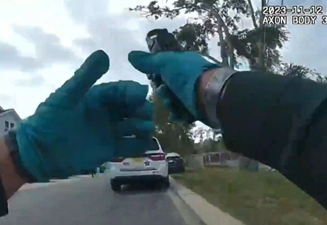 Imagem da noticia Policiais confundem queda de castanha com som de tiro e disparam contra motorista