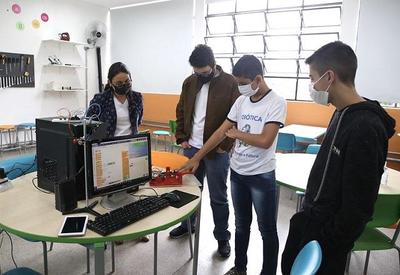 Covid-19: sete escolas de SP não reabrem por casos de infecção Covid-19: sete escolas de SP não reabrem por casos de infecção