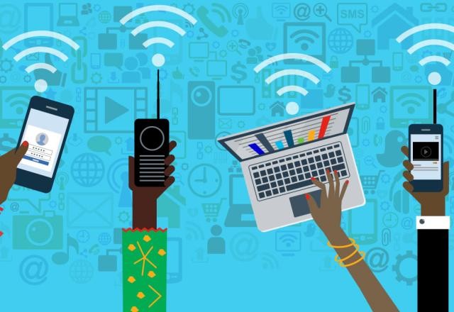 Imagem da noticia Uso de internet chega a 87,2% da população brasileira em 2022, diz IBGE