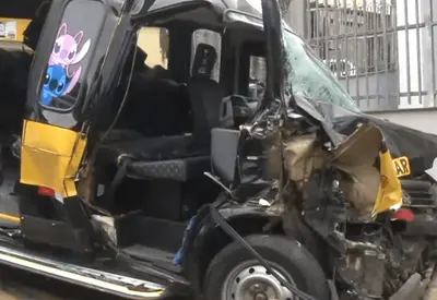 Acidente com van escolar deixa 5 feridos em SP; jovem de 16 anos ficou presa nas ferragens Acidente com van escolar deixa 5 feridos em SP; jovem de 16 anos ficou presa nas ferragens
