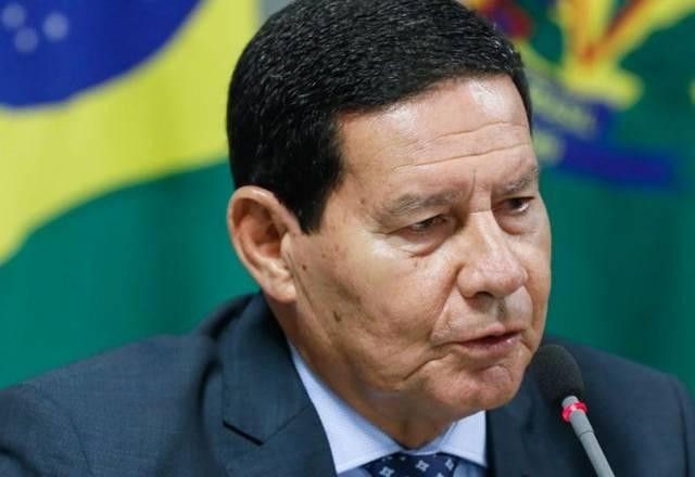 Imagem da noticia Mourão rebate Al Gore e diz que ex-vice dos EUA deve opinar sobre país dele