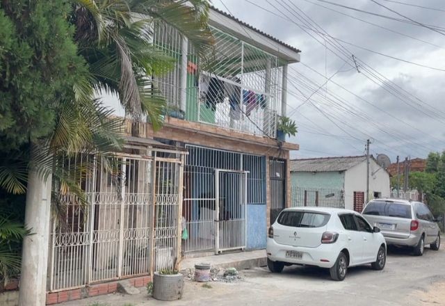 Imagem da noticia Vizinha é suspeita de encomendar morte de homem que tentava alugar imóvel