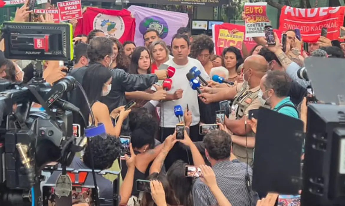 Imagem da noticia Glauber Braga: entenda os próximos passos do processo que pode cassar mandato de deputado