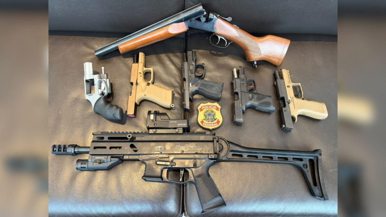 Armas de fogo do deputado Mario Frias (PL-SP) apreendidas pela PF na força-tarefa Make Up | Divulgação/Polícia Federal