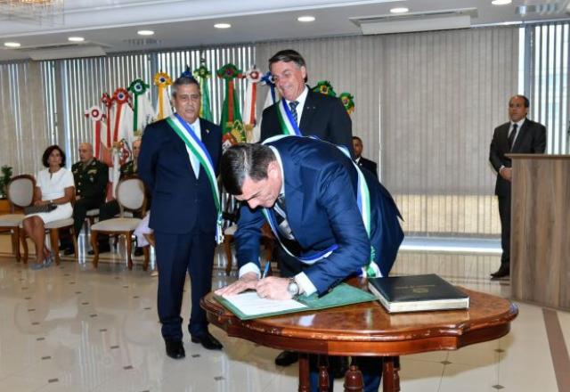 Bolsonaro e Braga Netto na posse de Paulo Sérgio