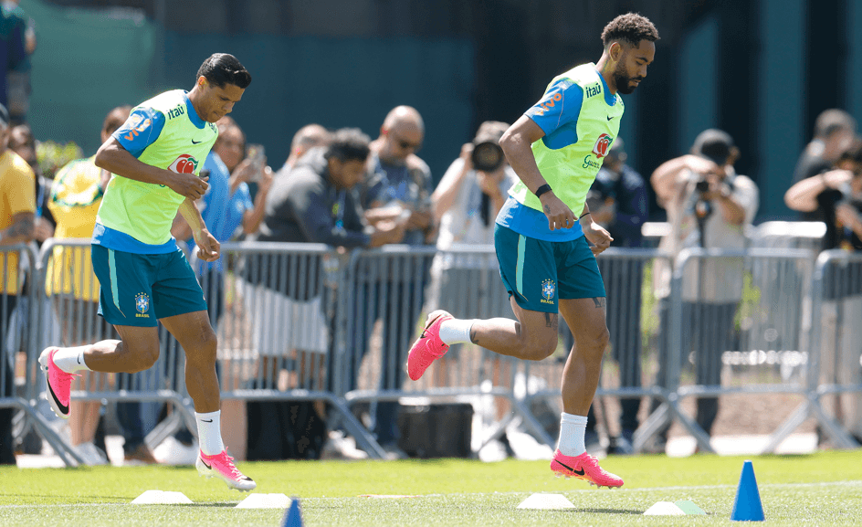 Neymar evolui, e Ancelotti mantém mistério sobre o Brasil