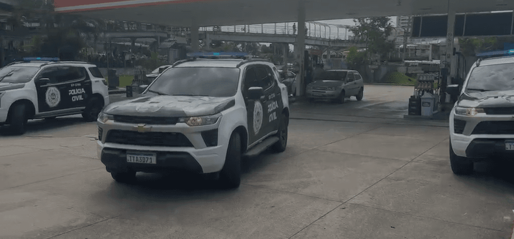 Polícia prende 2 em operação contra roubo de cargas no Rio