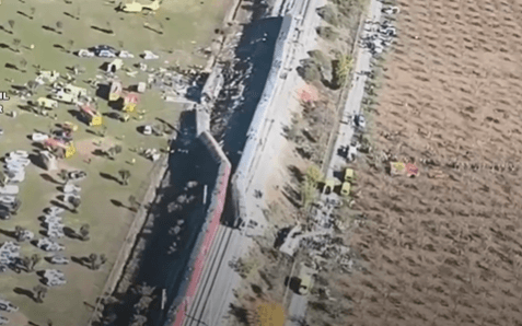 Colisão entre trens causa a morte de 30 pessoas na Espanha Colisão entre trens causa a morte de 30 pessoas na Espanha