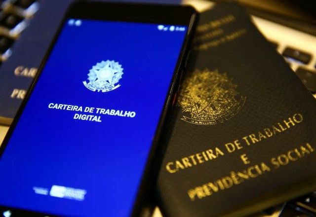 Carteira de Trabalho | Divulgação/Marcelo Camargo/Agência Brasil