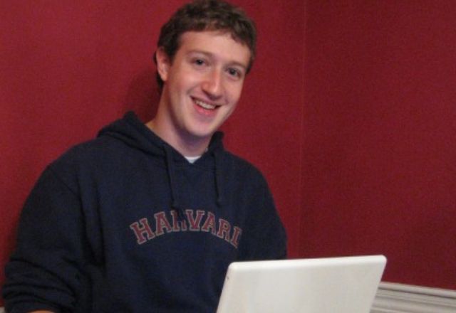 Com Facebook, Zuckerberg tornou-se o mais jovem bilionário da história | Reprodução