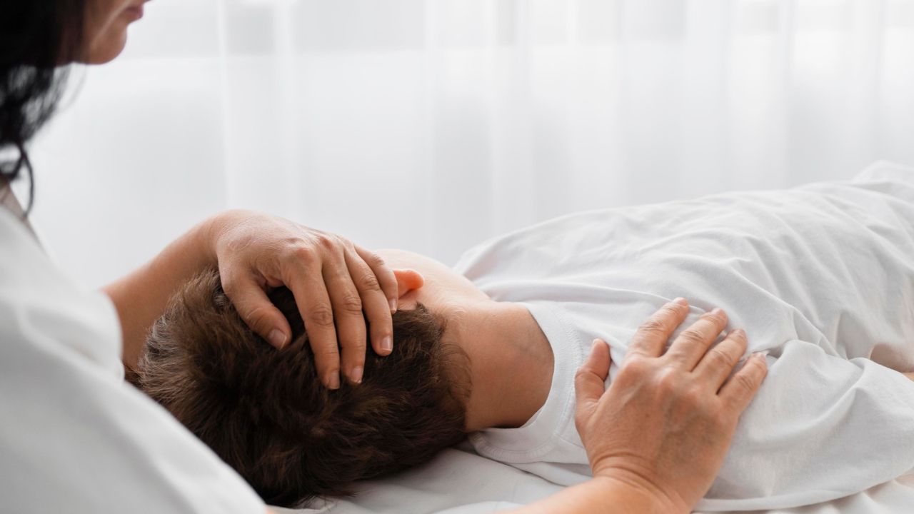 A epilepsia é um distúrbio que afeta o sistema nervoso central | Magnific (Freepik