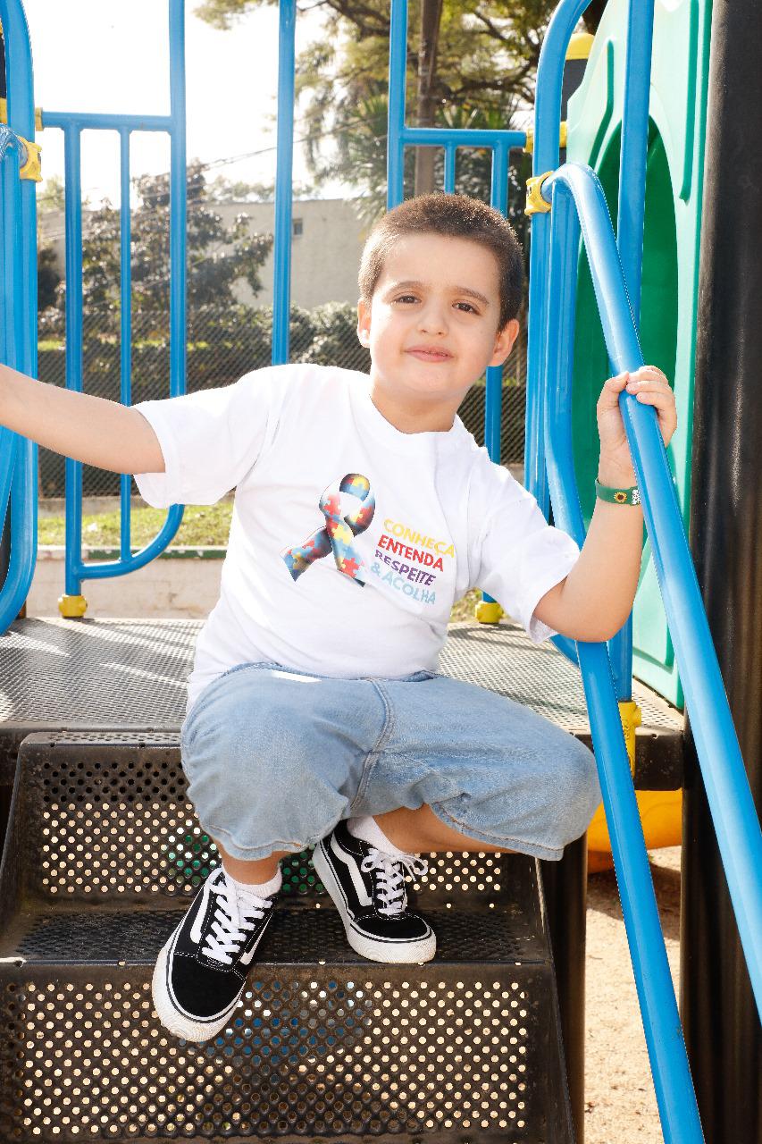 FOTO: Arquivo pessoal da família | Pedro, 8 anos - Diagnosticado com TEA aos 2 anos de idade