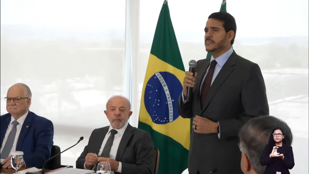 Fachin, Lula, Messias e Gonet em cerimônia de sanção de projetos no Planalto | Reprodução/YouTube