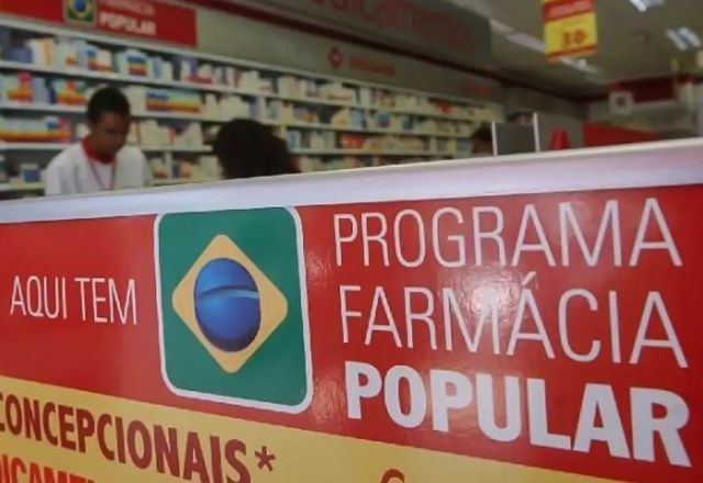 Farmácia Popular virou assunto de campanha Farmácia Popular virou assunto de campanha