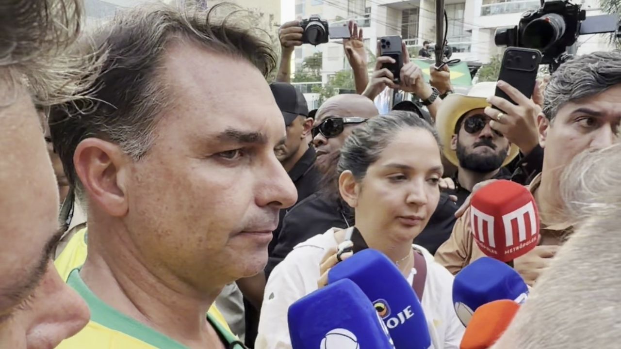 Flávio é aconselhado a evitar erro de Dilma na Câmara