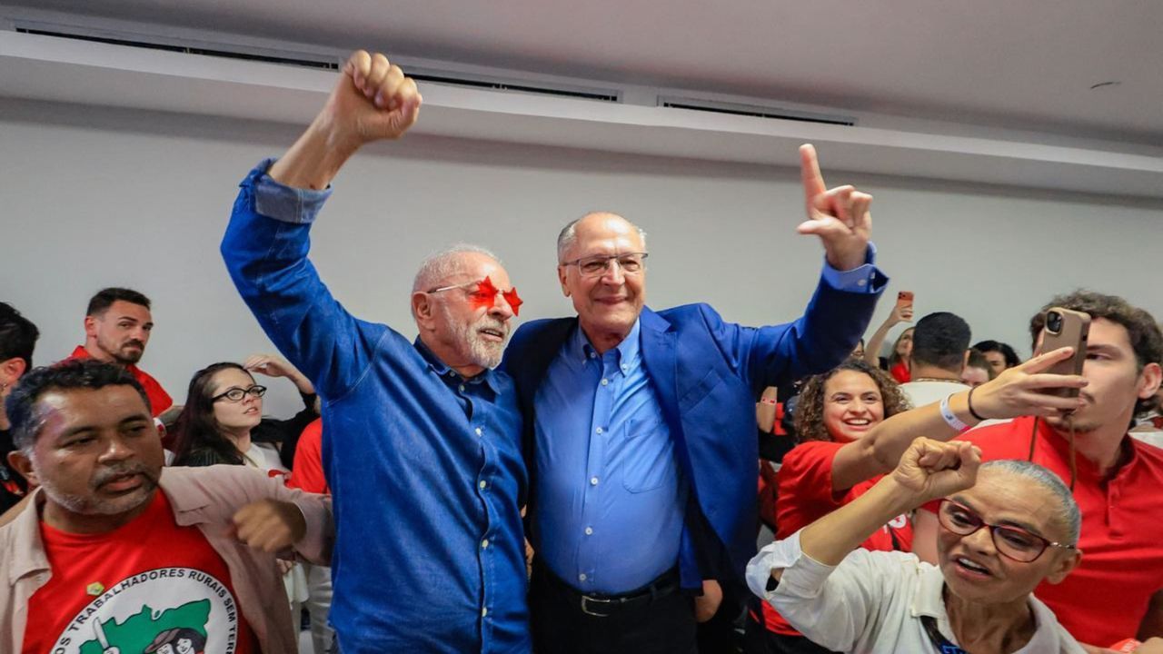 Lula diz que eleição foi derrota do negacionismo
