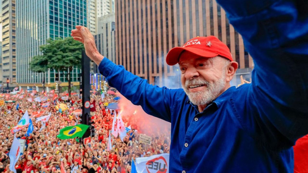Lula é reeleito presidente e governará pela quarta vez