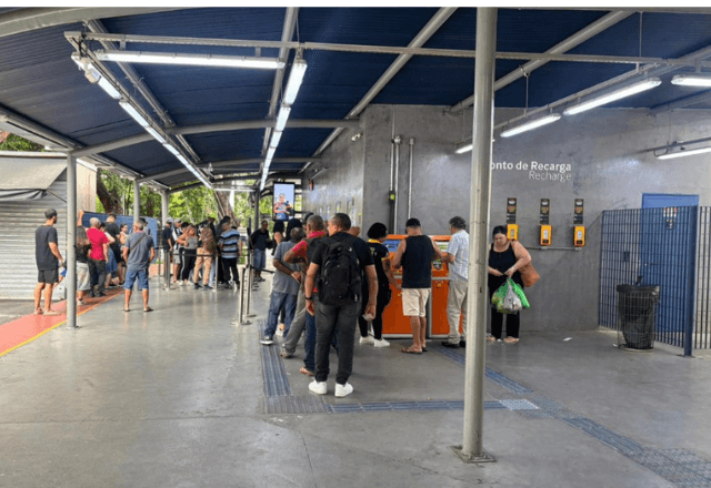 Campanha de Lula aciona TRE-SP por falta de ônibus na cidade
