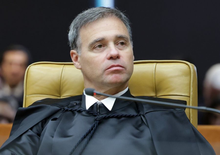 Mendonça vai manter inquéritos sobre Lulinha no STF