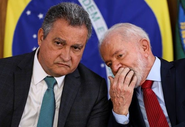 Ministro-chefe da Casa Civil, Rui Costa, e presidente Lula (PT) | Divulgação/Marcelo Camargo/Agência Brasil
