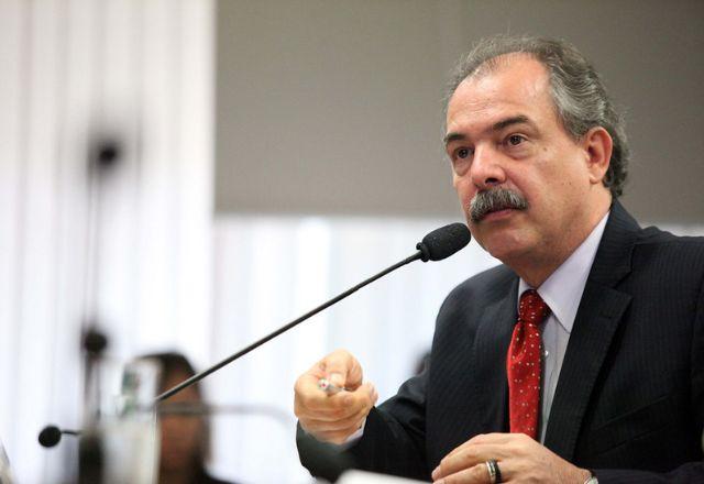 Aloizio Mercadante é graduado em Economia pela Universidade de São Paulo, com mestrado em Ciência Econômica e doutorado em Teoria Econômica | Flickr/PT
