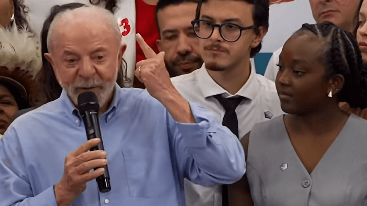 Lula quer ato no Planalto para criar Ministério da Segurança