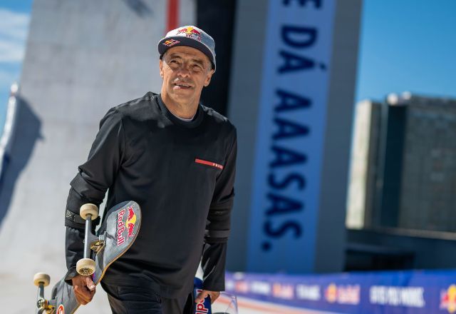 Seis vezes campeão mundial de Vert, Sandro Dias bate recorde ao descer megarrampa em Porto Alegre