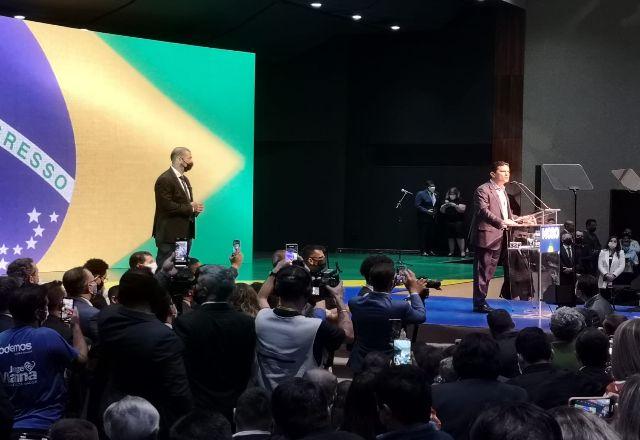 Sérgio Moro discursa em evento de filiação ao Podemos