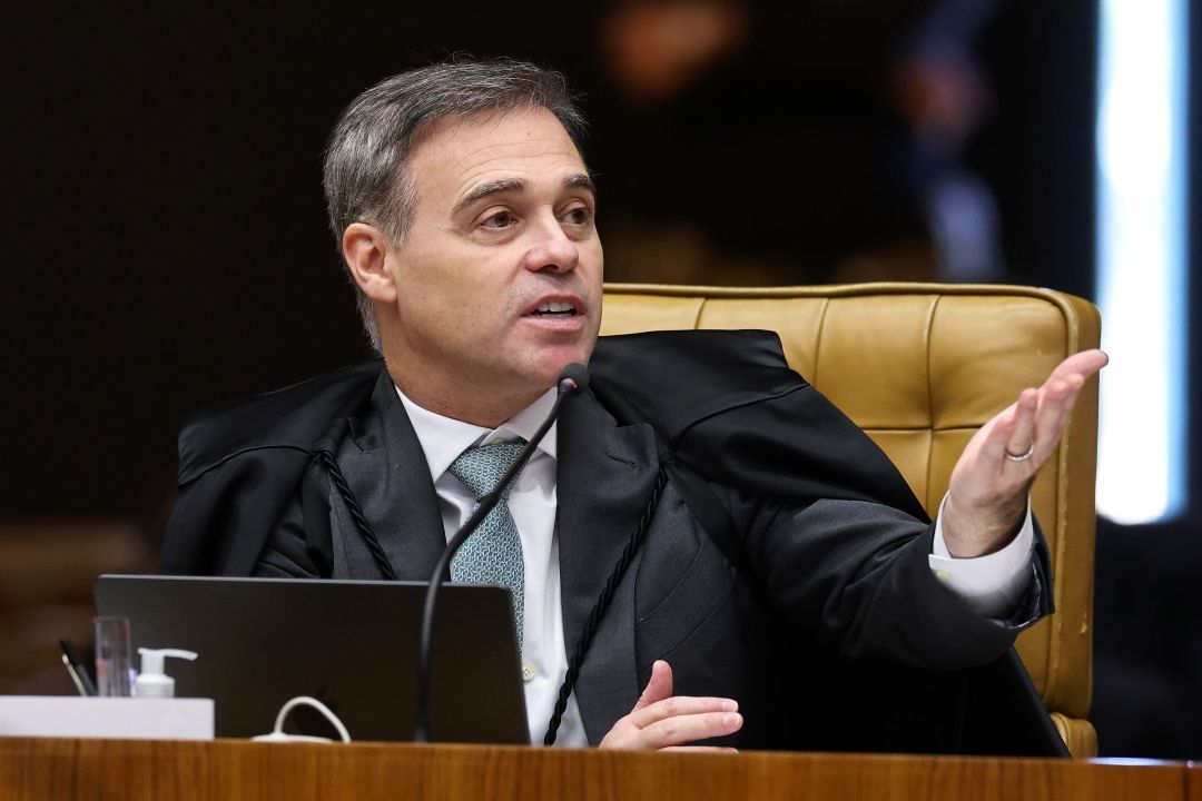 Primo petista de Mendonça cita Gilmar e critica uso da fé