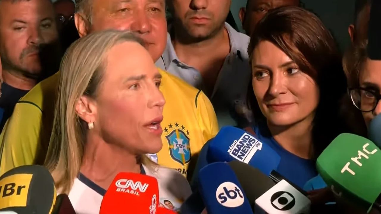 Com Michelle, Celina Leão exalta mulheres no comando do DF Com Michelle, Celina Leão exalta mulheres no comando do DF